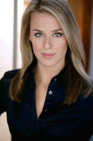 Actress Victoria Lord, Com'10