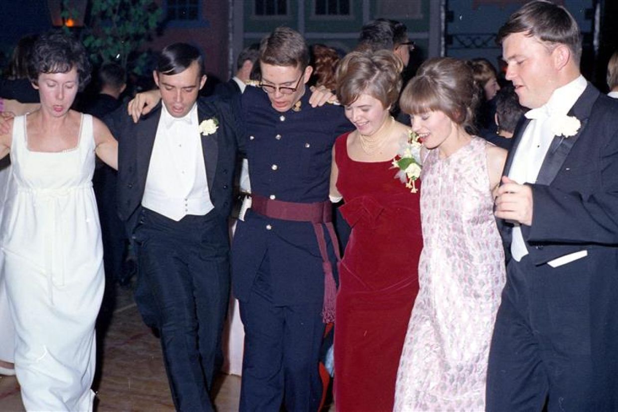 Students do the oil thigh, vintage photo from 1965