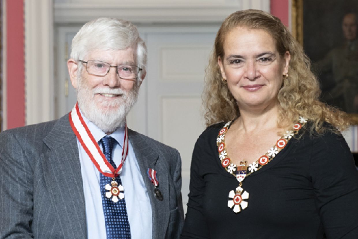 Kerry Rowe with Julie Payette