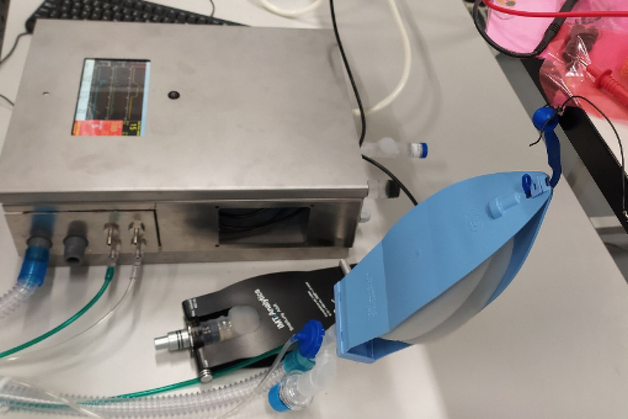 A photo of The team's ventilator unit design. (Photo by Mechanical Ventilator Milano)
