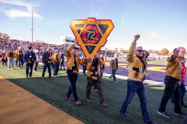 Queen's Homecoming Half-Time Alumni Parade